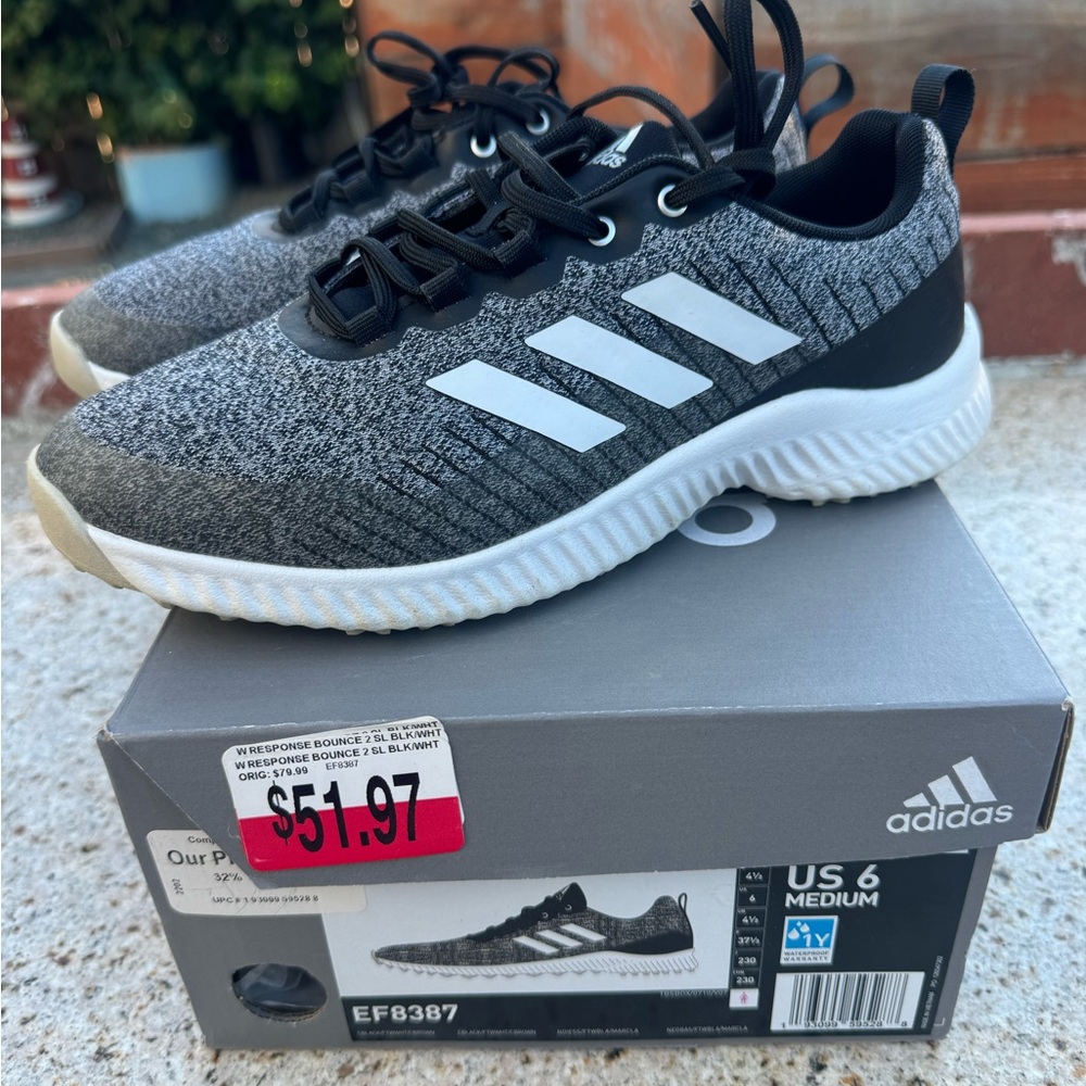 Women’s Adidas golf shoes size 6 medium
